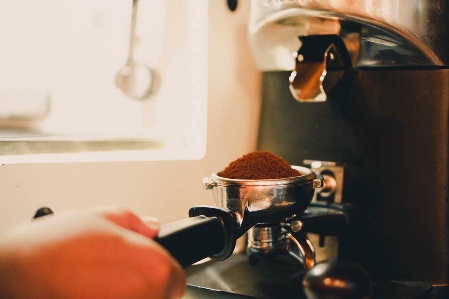 O que é café espresso? Entenda de uma vez por todas as características  desta bebida - Blog Intercoffee