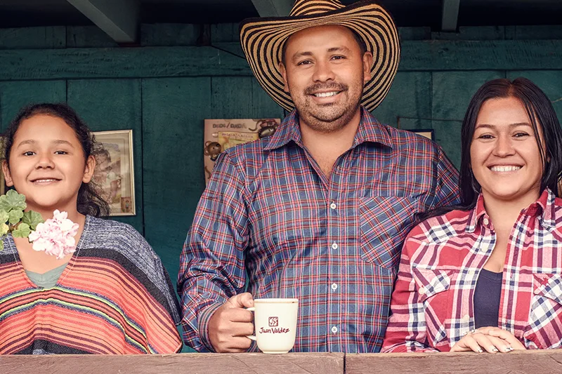 Família produtora de café na Colômbia