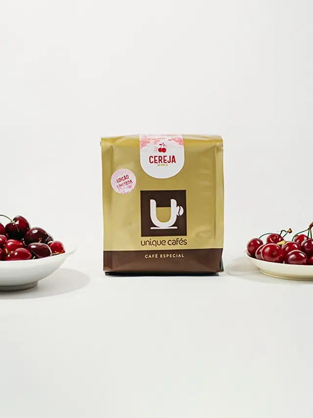 Café Cereja:  Frutado com notas de cereja em calda e bombom de uísque.