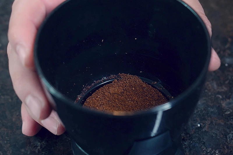 Adicionando Café