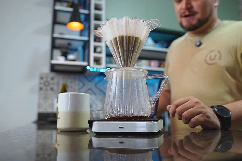 Preparando café no Koar